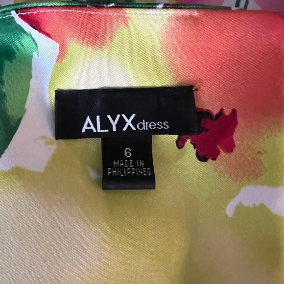 Alyx | Floral Print Dress | Front Pleated Detail - Picture 8 of 8